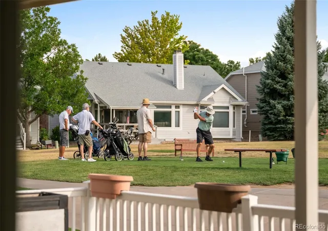 2nd image of 15 Tamerlain Ct, Highlands Ranch, CO 80130 | MLS# 7750454