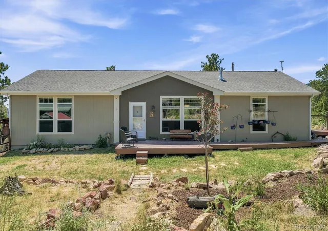 Photo 3 of Single family home for sale at 11754 Vonnie Claire Rd, Golden, CO 80403 | MLS# 2526566 | Listing updated on 2026-09-16