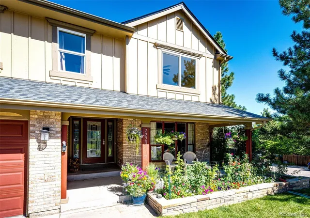 Photo 2 of Single family home for sale at 7223 Whitby Ct, Castle Pines, CO 80108 | MLS# 4329761 | Listing updated on 2026-09-24