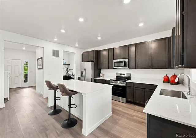 Single family home for sale at 2144 S Fultondale Ct, Aurora, CO 80018 | MLS# 2473969