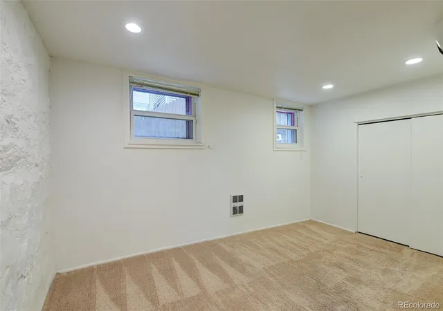 Listing Photo 2 - Condo for sale in building located at 930 N El Paso St, Colorado Springs, CO 80903 - Unit #