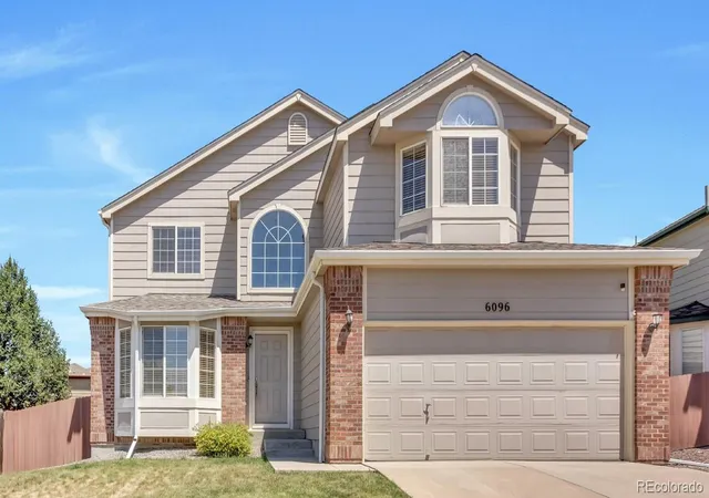 Photo 1 of Single family home for sale at 6096 S Shawnee St, Aurora, CO 80015 | MLS# 2692214 | Listing updated on 2026-08-19
