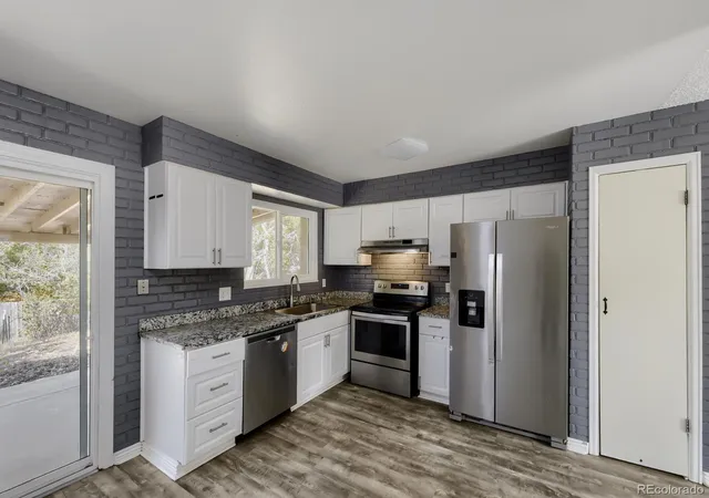 Photo 2 of Single family home for sale at 16173 E Dickenson Pl, Aurora, CO 80013 | MLS# 4012734 | Listing updated on 2026-08-24
