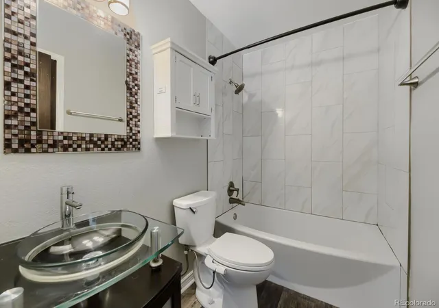 Photo 3 of Single family home for sale at 16173 E Dickenson Pl, Aurora, CO 80013 | MLS# 4012734 | Listing updated on 2026-08-24