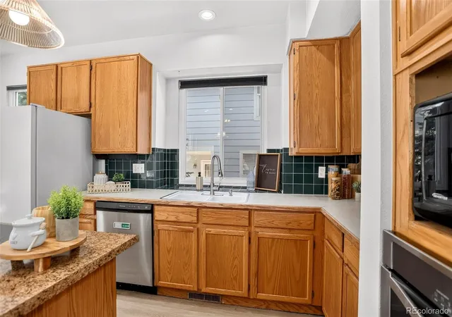Photo 3 of Single family home for sale at 9753 Carr Cir, Broomfield, CO 80021 | MLS# 3423849 | Listing updated on 2026-10-07