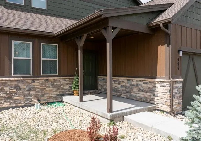Photo 3 of Single family home for sale at 595 Elk Trak Cir, Granby, CO 80446 | MLS# 5268918 | Listing updated on 2026-08-30