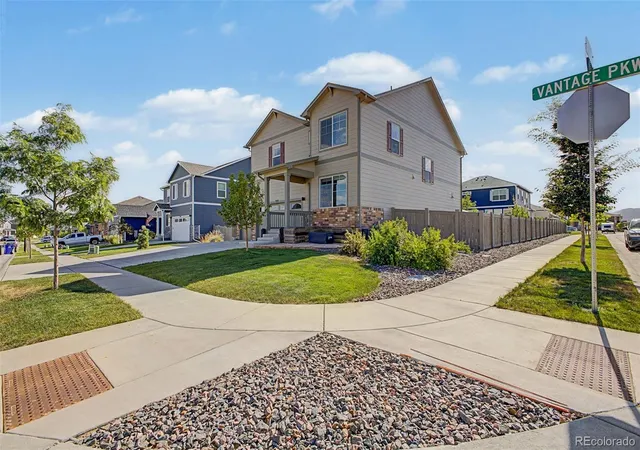 Photo 3 of Single family home for sale at 1793 Vantage Pkwy, Berthoud, CO 80513 | MLS# 9802183 | Listing updated on 2026-07-24