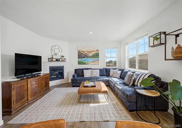 Photo 4 of Single family home for sale at 1793 Vantage Pkwy, Berthoud, CO 80513 | MLS# 9802183 | Listing updated on 2026-10-07