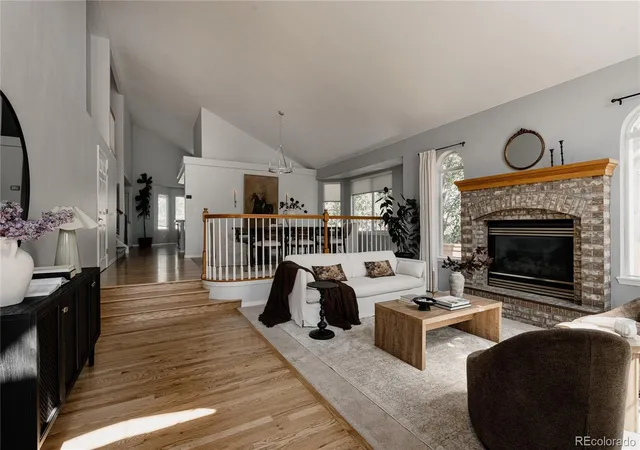 3rd image of 10011 Oak Leaf Wy, Highlands Ranch, CO 80129 | MLS# 3752553