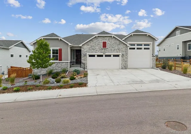 1st image of 2852 Morningbird Ln, Castle Rock, CO 80109 | MLS# 4902320