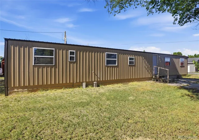 3rd image of 639 Wisconsin Ave, Limon, CO 80828 | MLS# 4536827