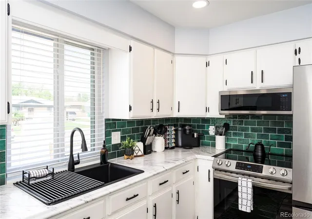 Photo 3 of House for sale at 6338 Julian St, Denver, CO 80221 | MLS# 7529651 | Listing updated on 2026-09-29