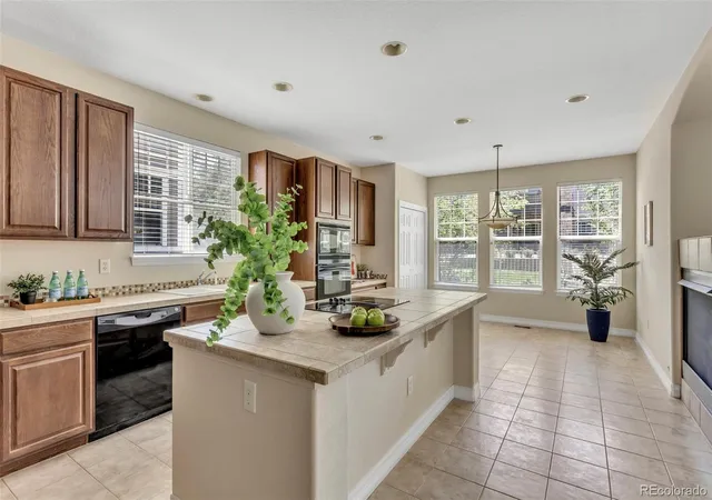Photo 4 of Single family home for sale at 22245 E Glasgow Pl, Aurora, CO 80016 | MLS# 1758138 | Listing updated on 2026-10-06