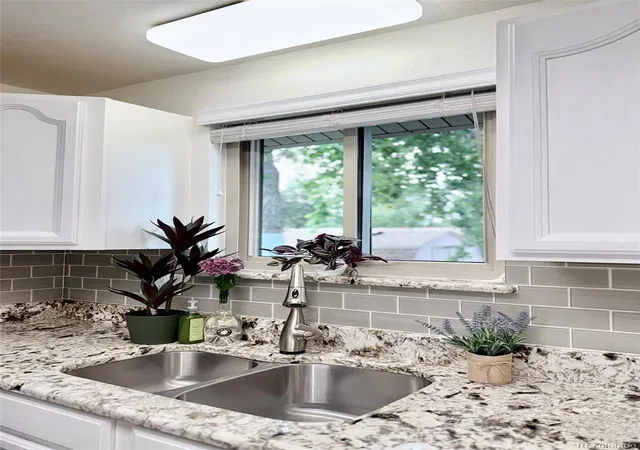 Photo 2 of Single family home for sale at 16179 E Flora Pl, Aurora, CO 80013 | MLS# 6715666 | Listing updated on 2026-09-13