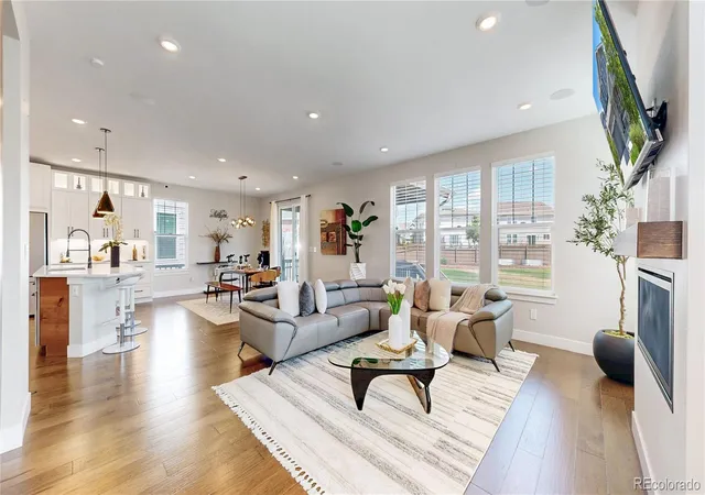 Photo 4 of Single family home for sale at 5938 N Odessa St, Aurora, CO 80019 | MLS# 6946629 | Listing updated on 2026-09-16