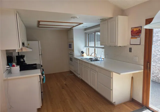 image of 7582 S Cove Cir, Centennial, CO 80122 | MLS# 2665071