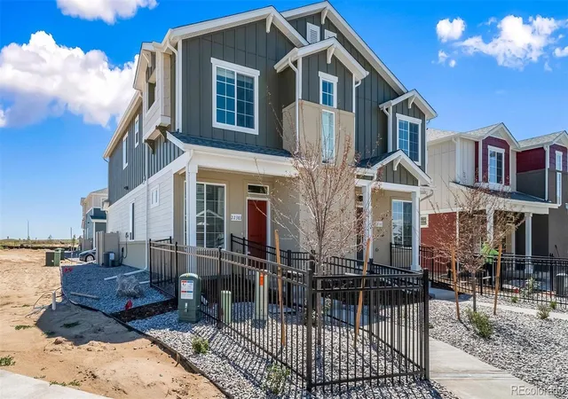 Photo 2 of Townhouse for sale at 22381 E 46th Avenue, Aurora, CO 80019 | MLS# 4939755 | Listing updated on 2026-10-02