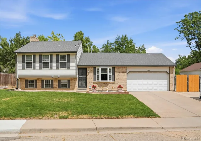 Photo 1 of Sale Pending at 8240 Garland Dr, Arvada, CO 80005 | MLS# 7817897 | Listing updated on 2026-08-28