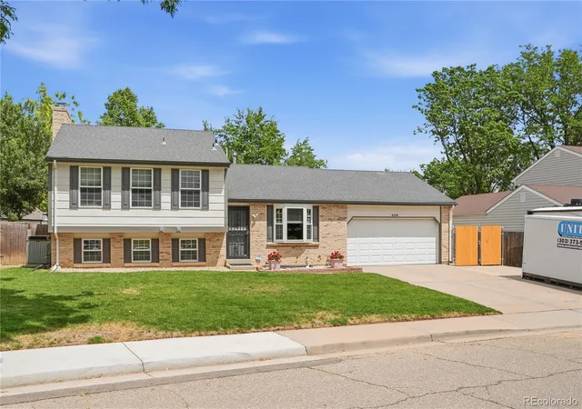 Photo 2 of Sale Pending at 8240 Garland Dr, Arvada, CO 80005 | MLS# 7817897 | Listing updated on 2026-08-28