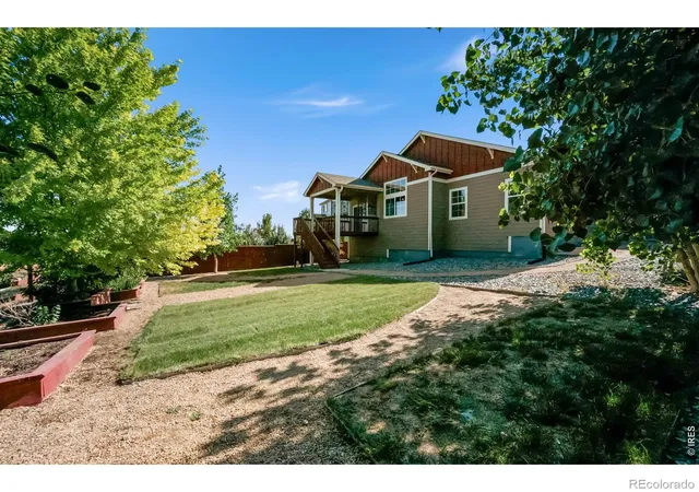 Photo 3 of Single family home for sale at 2177 Beehive Ct, Windsor, CO 80550 | MLS# IR1064380 | Listing updated on 2026-10-06
