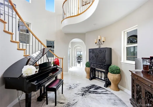 Photo 3 of Mansion for sale at 2526 Eastview Dr, Castle Rock, CO 80104 | MLS# 9991885 | Listing updated on 2026-09-16