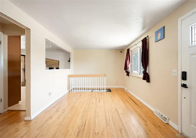 5th image of 4661 Dixon Dr, Westminster, CO 80031 | MLS# 5687745