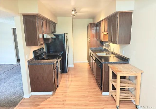 4th image of 7665 E Eastman Ave #302D, Denver, CO 80231 | MLS# 9660555