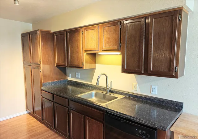 5th image of 7665 E Eastman Ave #302D, Denver, CO 80231 | MLS# 9660555