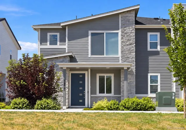 Townhouse for sale at 22876 E Tufts Pl #A, Aurora, CO 80015 | MLS# 4139886