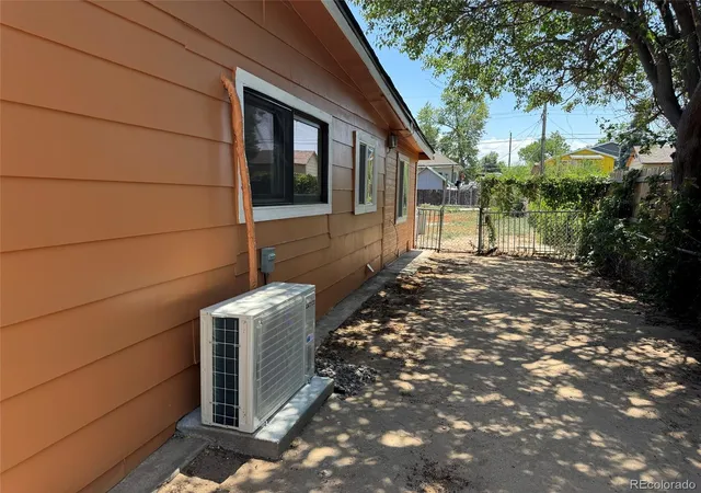 3rd image of 6600 E 77Th Pl, Commerce City, CO 80022 | MLS# 7210168