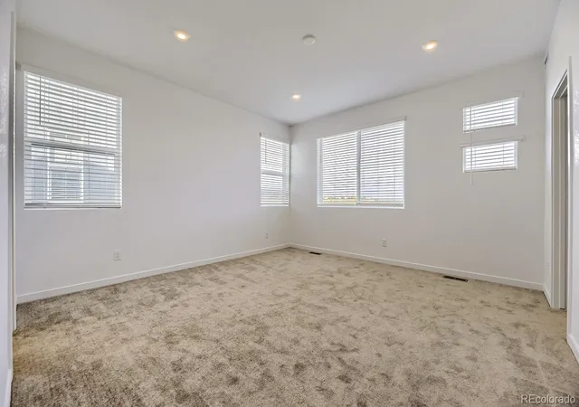 Photo 4 of Townhouse for sale at 16443 Standing Elk Dr, Parker, CO 80134 | MLS# 8858506 | Listing updated on 2026-10-13