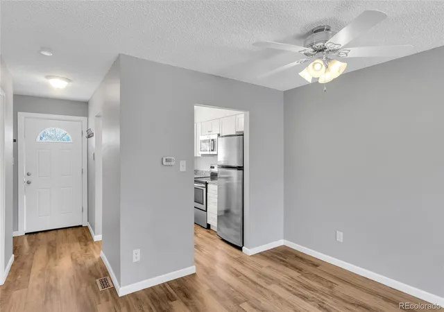 Listing Photo 5 - Condo for sale in building located at 488 E Highline Cir, Centennial, CO 80122