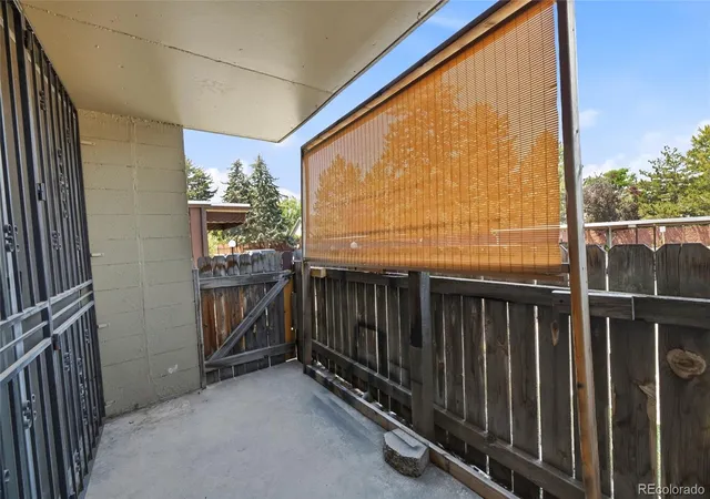 2nd image of 2231 S Vaughn Wy, Aurora, CO 80014