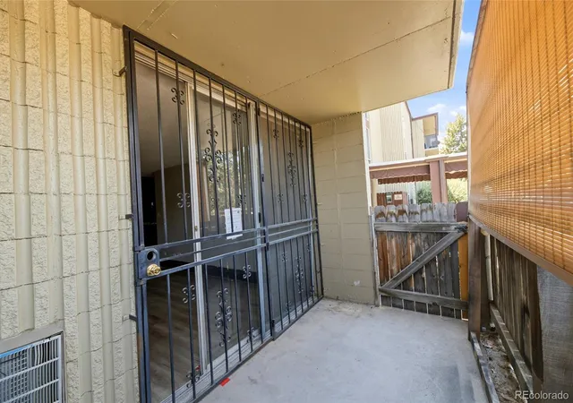 16th image of 2231 S Vaughn Wy #111B, Aurora, CO 80014 | MLS# 8983751