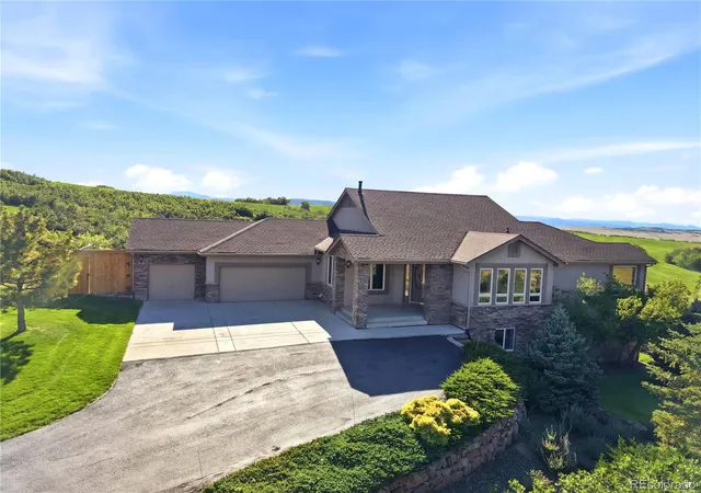 2nd image of 4367 Tallyrand Cir, Castle Rock, CO 80104 | MLS# 3940674