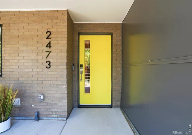 Photo 2 of Condo for sale at 2473 Walnut St, Boulder, CO 80302 | MLS# IR1064432 | Listing updated on 2026-09-19