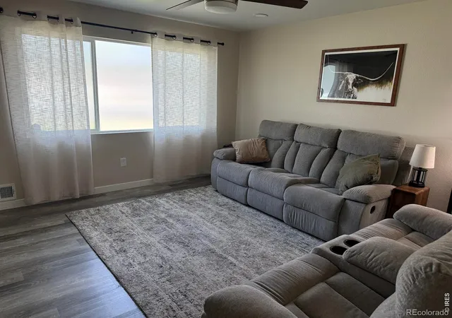 3rd image of 3625 Elliot Ct, Evans, CO 80620 | MLS# IR1064453