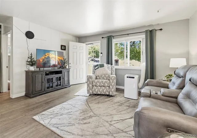5th image of 7811 Olive St, Commerce City, CO 80022 | MLS# 7532576