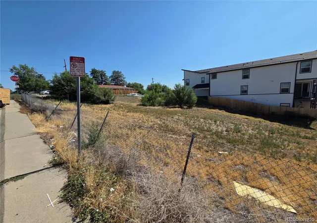 4th image of 890 Winona Ct, Denver, CO 80204 | MLS# 2507409