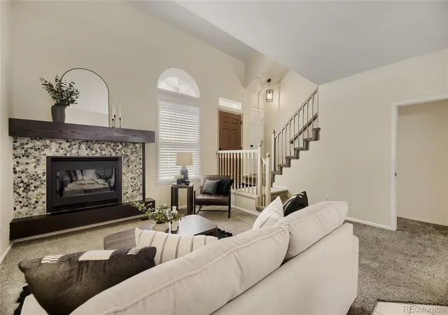 2nd image of 2902 W Long Cir #B, Littleton, CO 80120 | MLS# 4026191