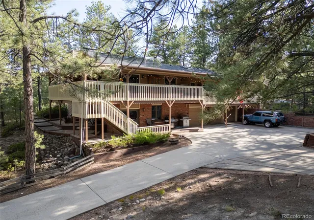 1st image of 545 Tenderfoot Dr, Larkspur, CO 80118 | MLS# 3434507
