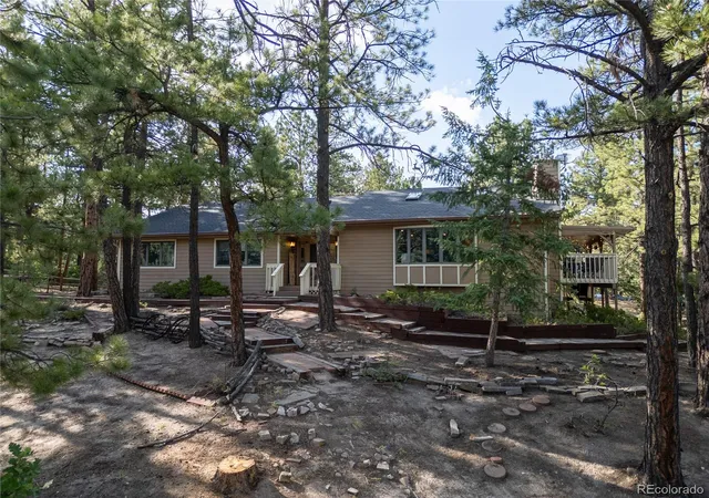2nd image of 545 Tenderfoot Dr, Larkspur, CO 80118 | MLS# 3434507