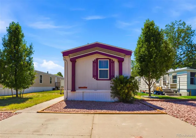 Photo 2 of Manufactured home for sale at 218 Grape St, Hudson, CO 80642 | MLS# 7793049 | Listing updated on 2026-09-21