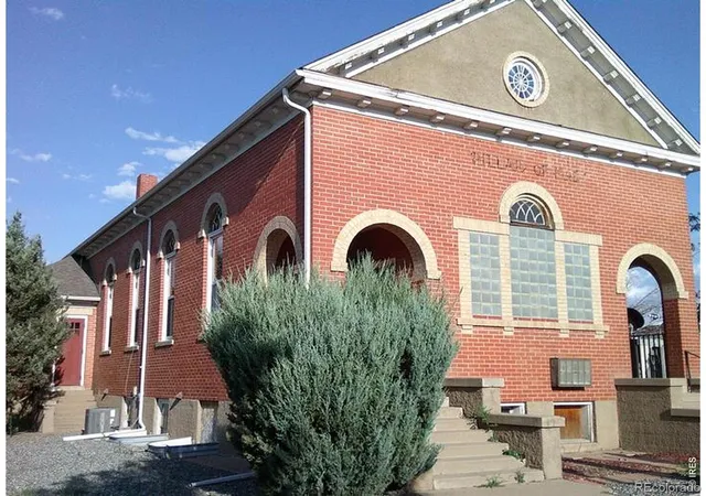 Listing Photo 4 - Condo for sale in building located at 1430 8th Ave, Greeley, CO 80631