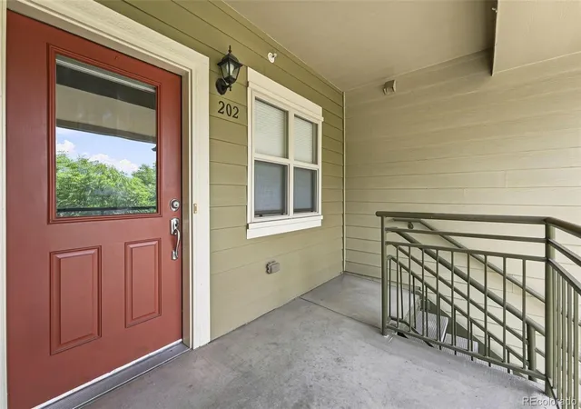 2nd image of 5460 Allison St #202, Arvada, CO 80002 | MLS# 9518444