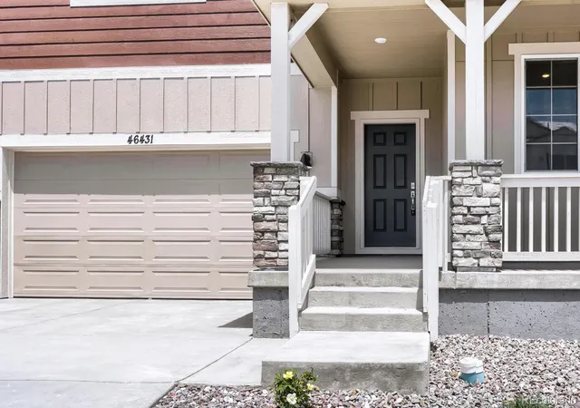 3rd image of 46431 Heritage Ave, Bennett, CO 80102 | MLS# 3083274