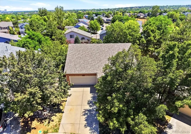 Photo 3 of Single family home for sale at 9470 Morning Glory Ln, Highlands Ranch, CO 80130 | MLS# 6212065 | Listing updated on 2026-10-07