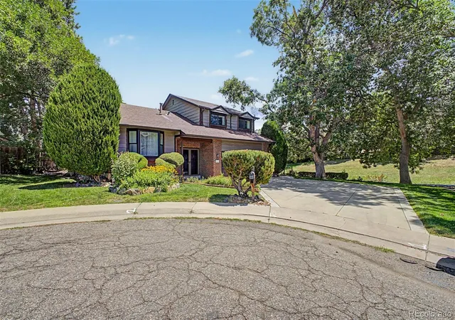 Photo 3 of Sale Pending at 8822 W 79th Avenue, Arvada, CO 80005 | MLS# 8483214 | Listing updated on 2026-08-31