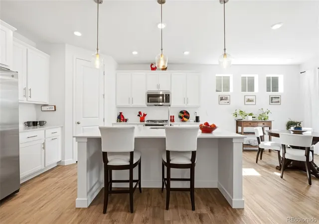 Photo 4 of Sale Pending at 8052 Mount Kataka St, Littleton, CO 80125 | MLS# 2114789 | Listing updated on 2026-08-09
