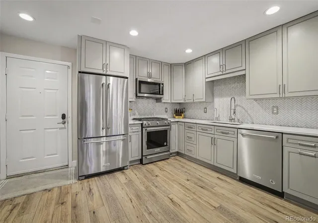 5th image of 6479 S Havana St #A, Englewood, CO 80111 | MLS# 2111735